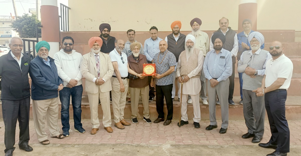 ओलंपियन जरनैल सिंह मेमोरियल फुटबॉल टूर्नामेंट कमेटी की मीटिंग हुई